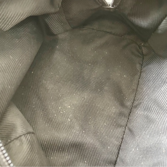 Gucci black monogram canvas and leather cosmetic zip pouch medium - Picture 10 of 13